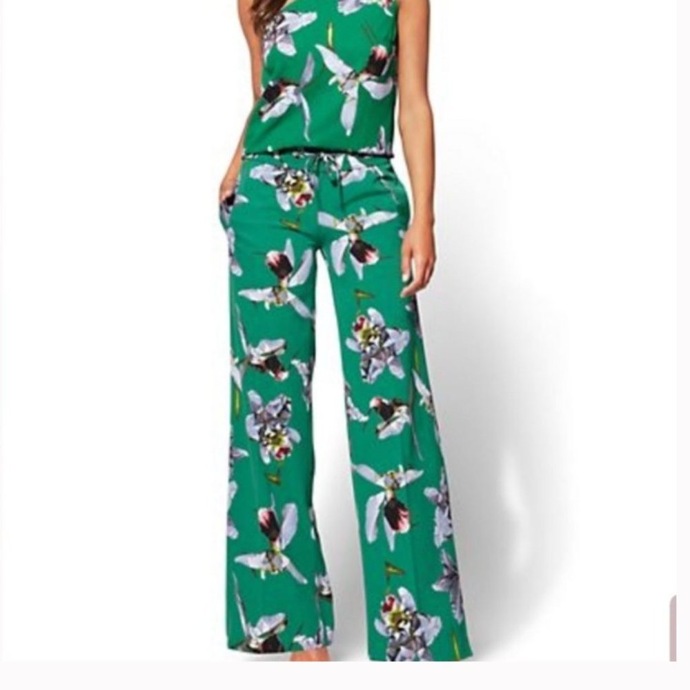 New York & Company Green Floral Wide-Leg Pants
